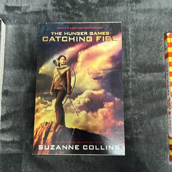 Books - Picture 6 of 10